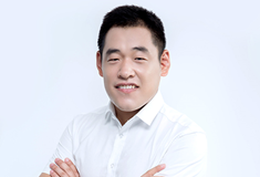 戴氏教育數(shù)學(xué)老師芮萬(wàn)豪